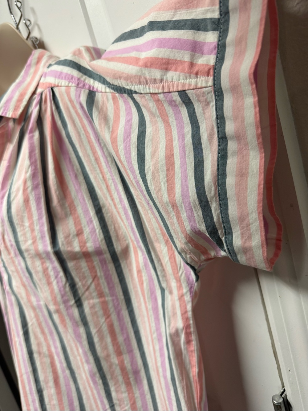 Universal Thread by Target Women’s Large Pink Striped Cotton Relaxed Fit Crop To - Picture 8 of 11